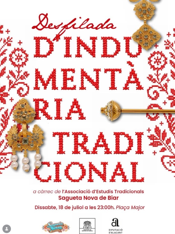 DESFILADA D'INDUMENTARIA TRADICIONAL