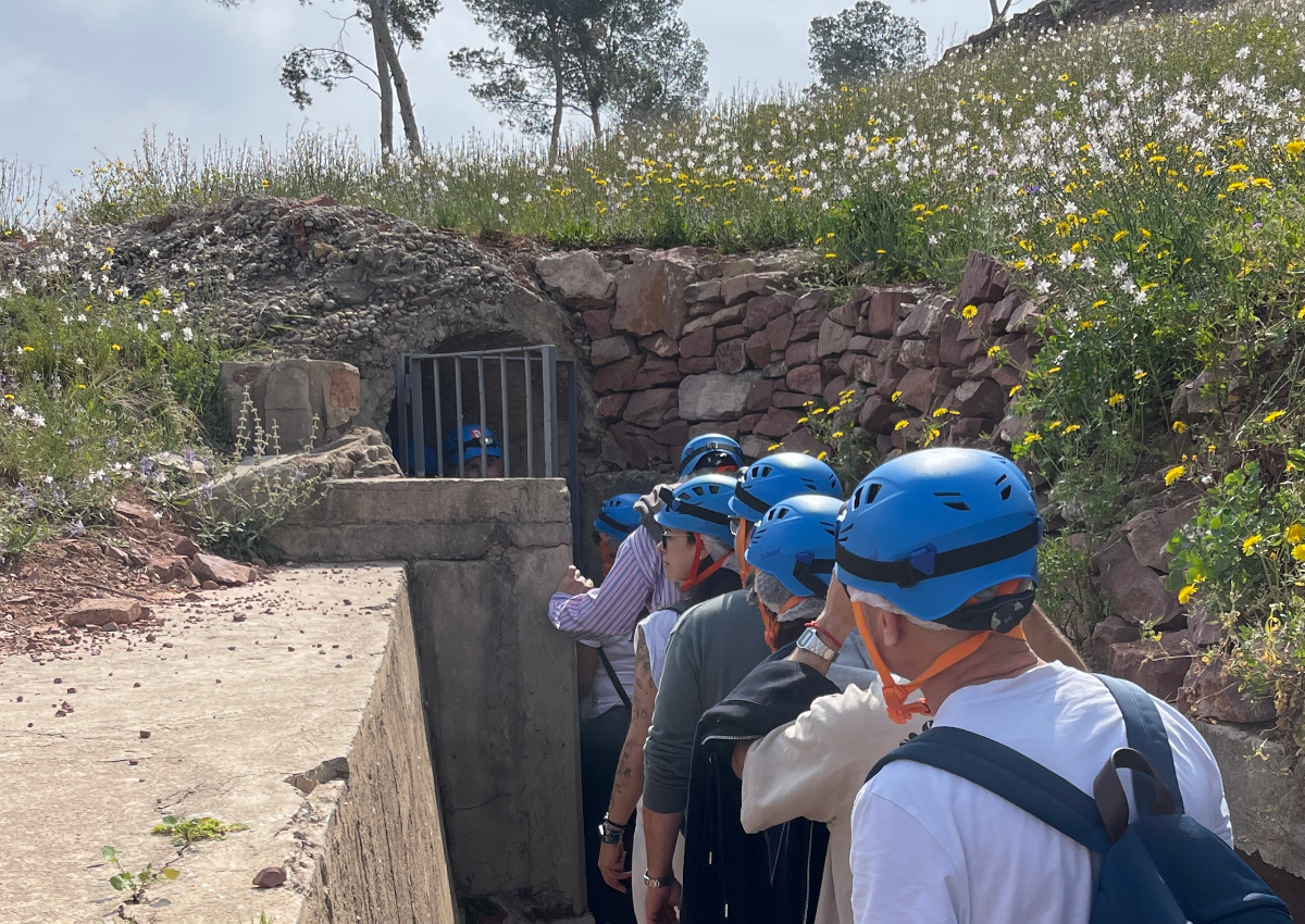 Ruta “Refugios y trincheras” en El Puig